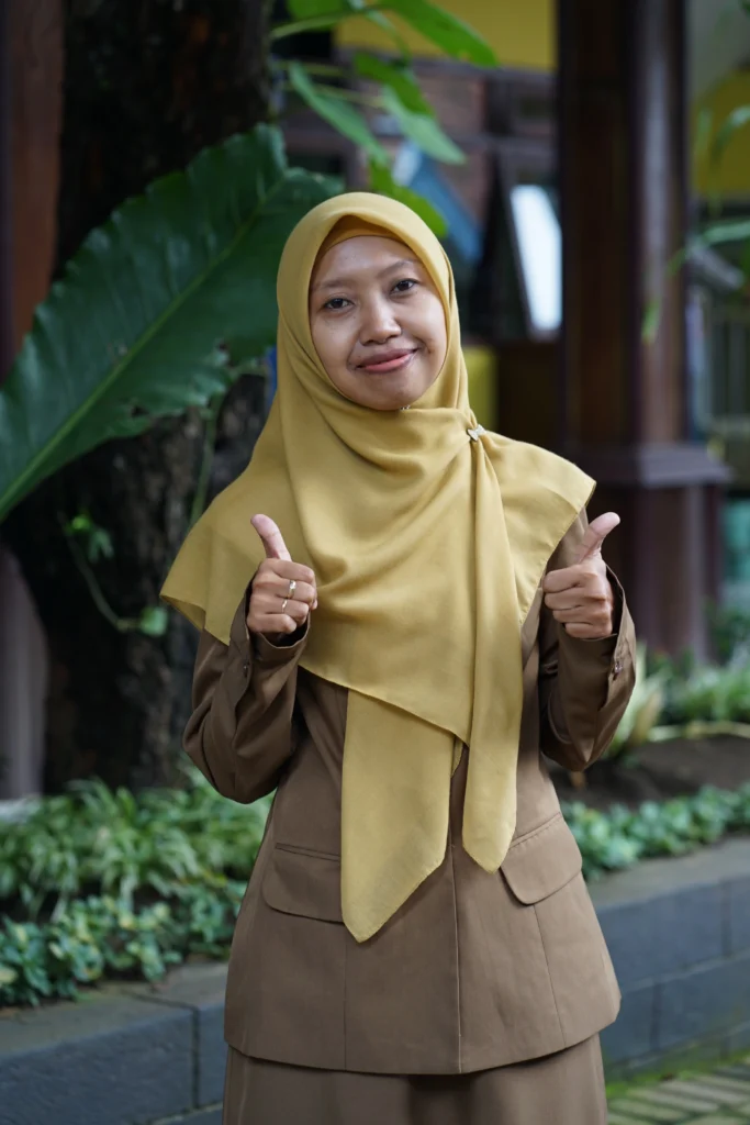 ELVIRA FIRDAUSI NUZULA, S.Pd