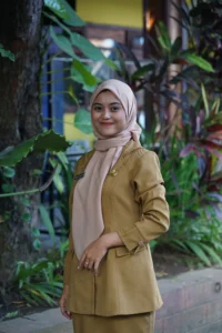 FIRDAUS YUNIAR FAJARWATI, S.Pd