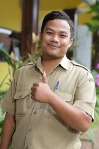 IZA ANAS MAULANA, S.Pd