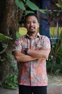 MAKHRUS ALI