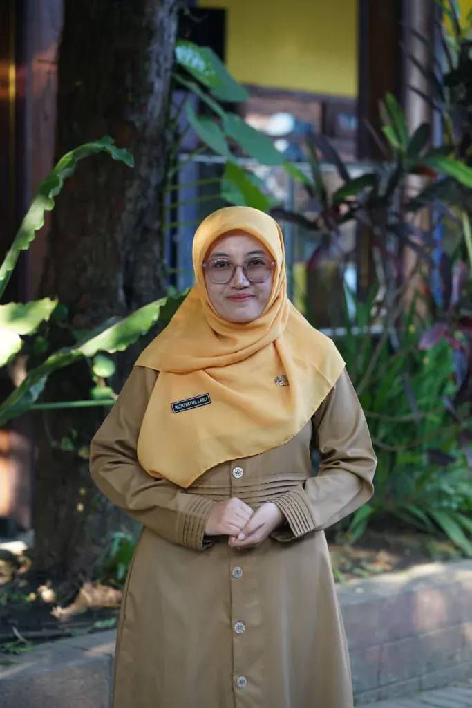 RIZKIYATUL LAILI, S.PdI